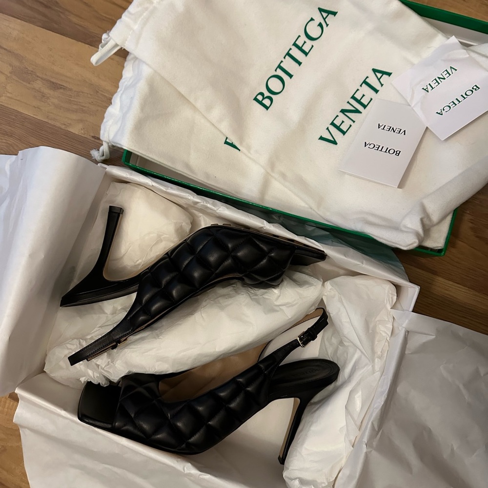 BOTTEGA VENETA Black Padded Slingback Sandal